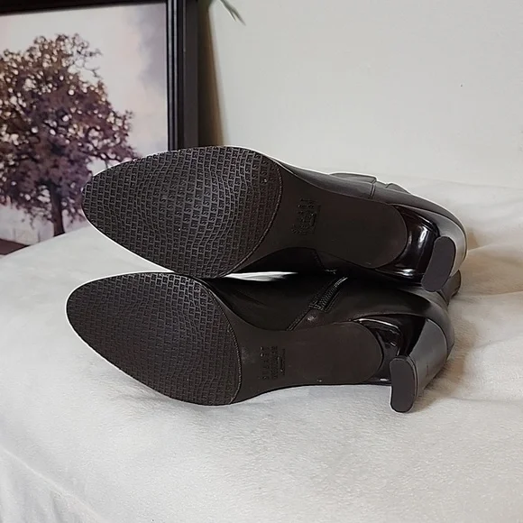 RARE Vintage Stuart Weitzman Heeled Boots Dark Brown Nappa Leather Ankle Booties - Picture 7 of 16